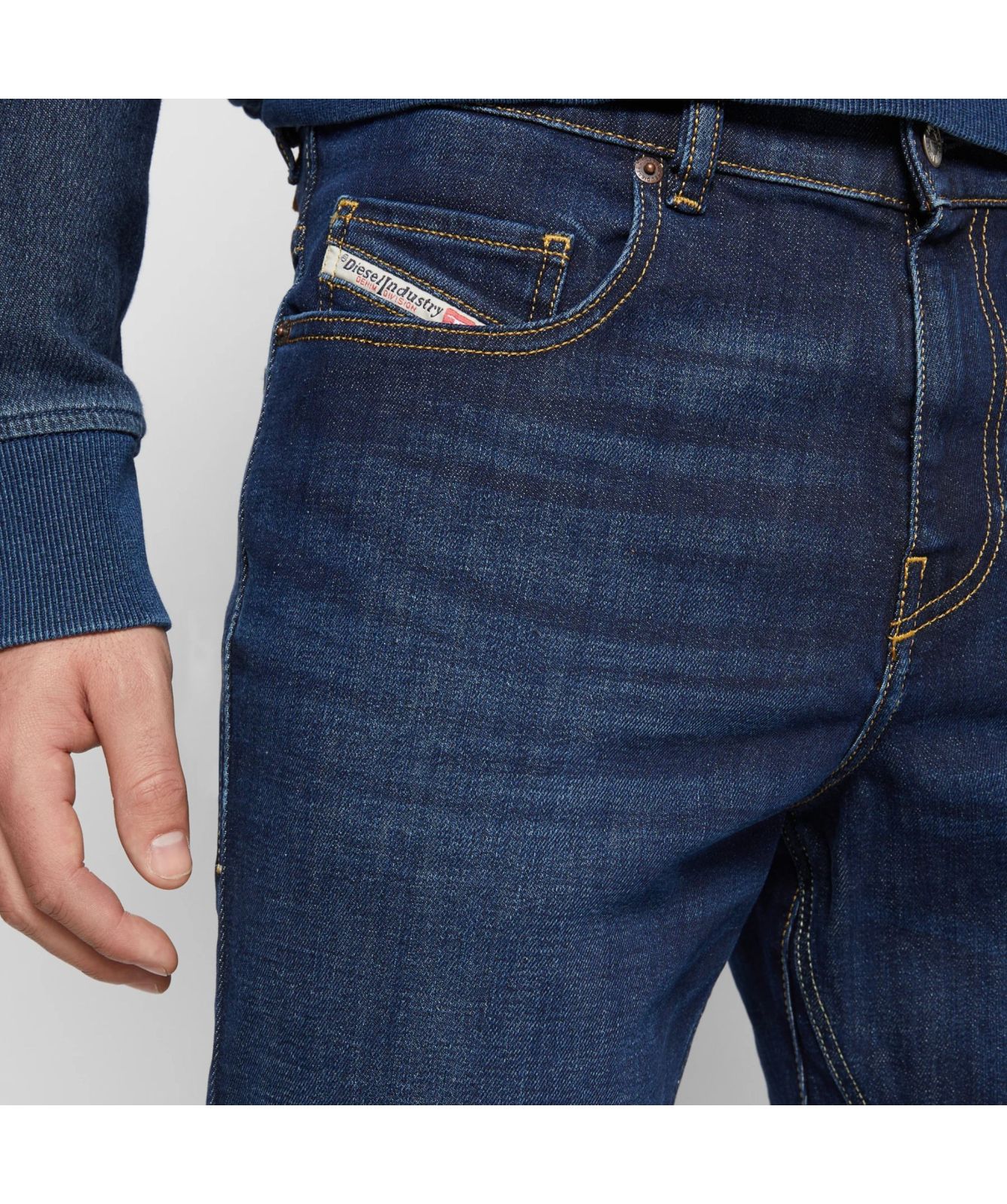 Diesel Men Jeans - 2021- Slim-fit bootcut leg