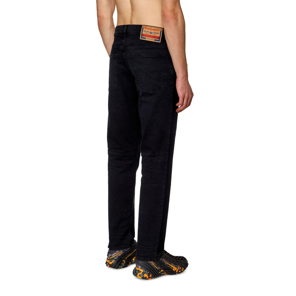 Diesel Men Jeans - 2023 D-FINITIVE - Regular-fit tapered leg