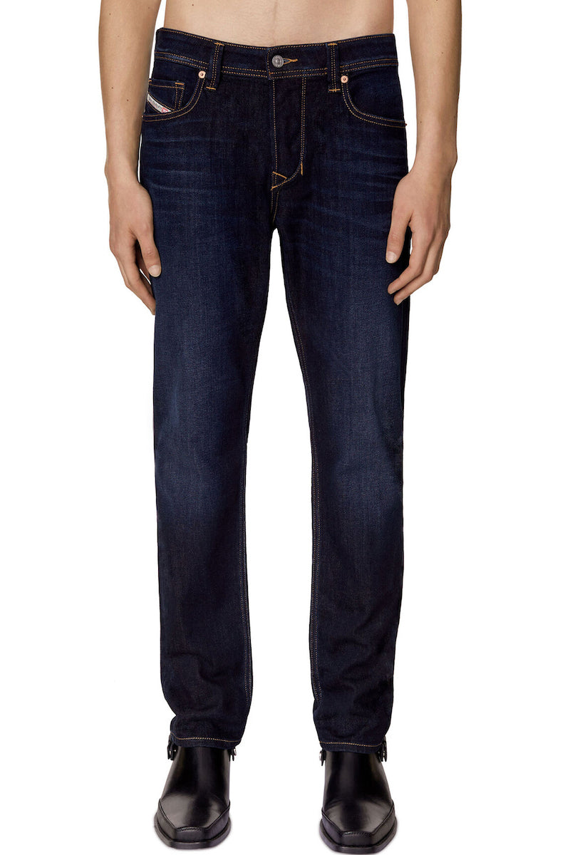Diesel Men Jeans - LARKEE-BEEX - Regular-fit tapered leg