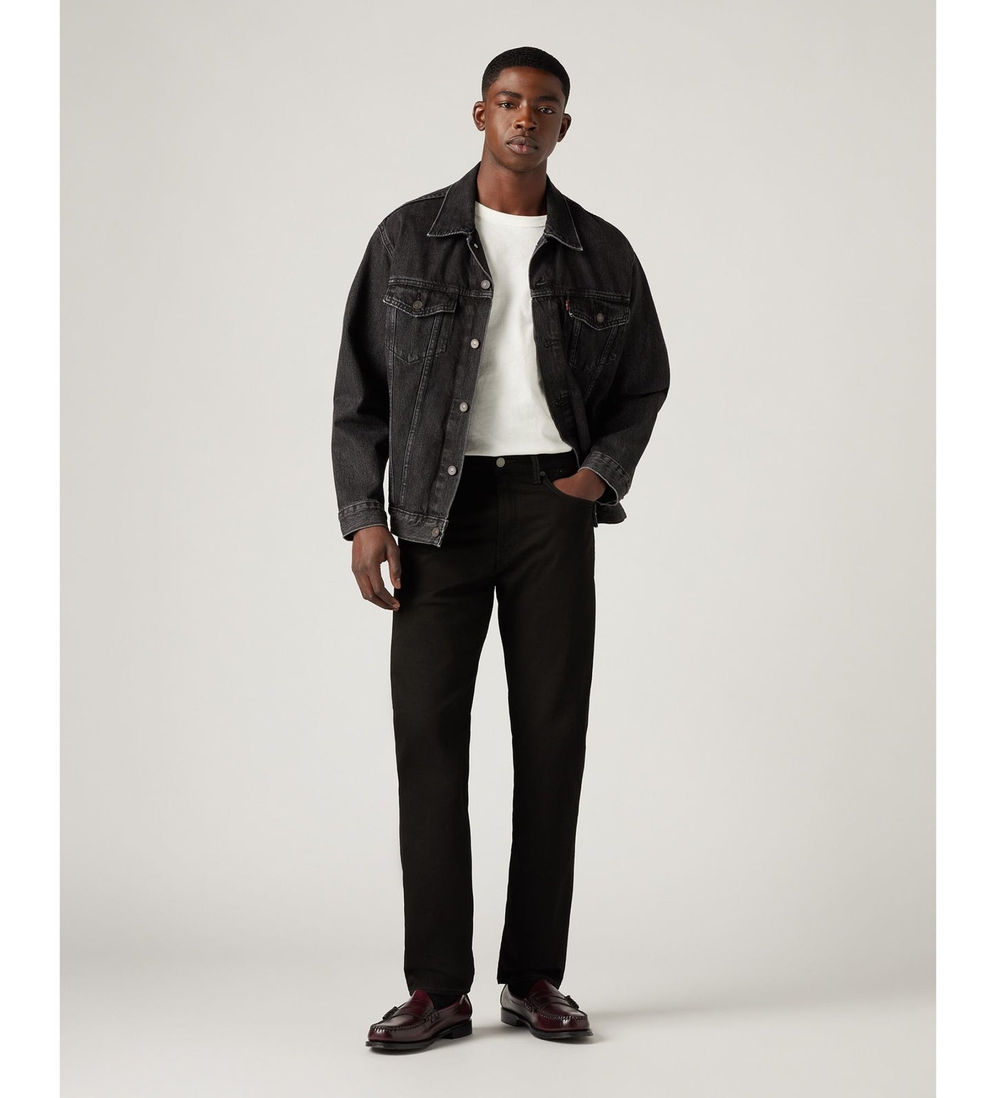 Levi's Men Jeans - 502- Regular-fit tapered-leg