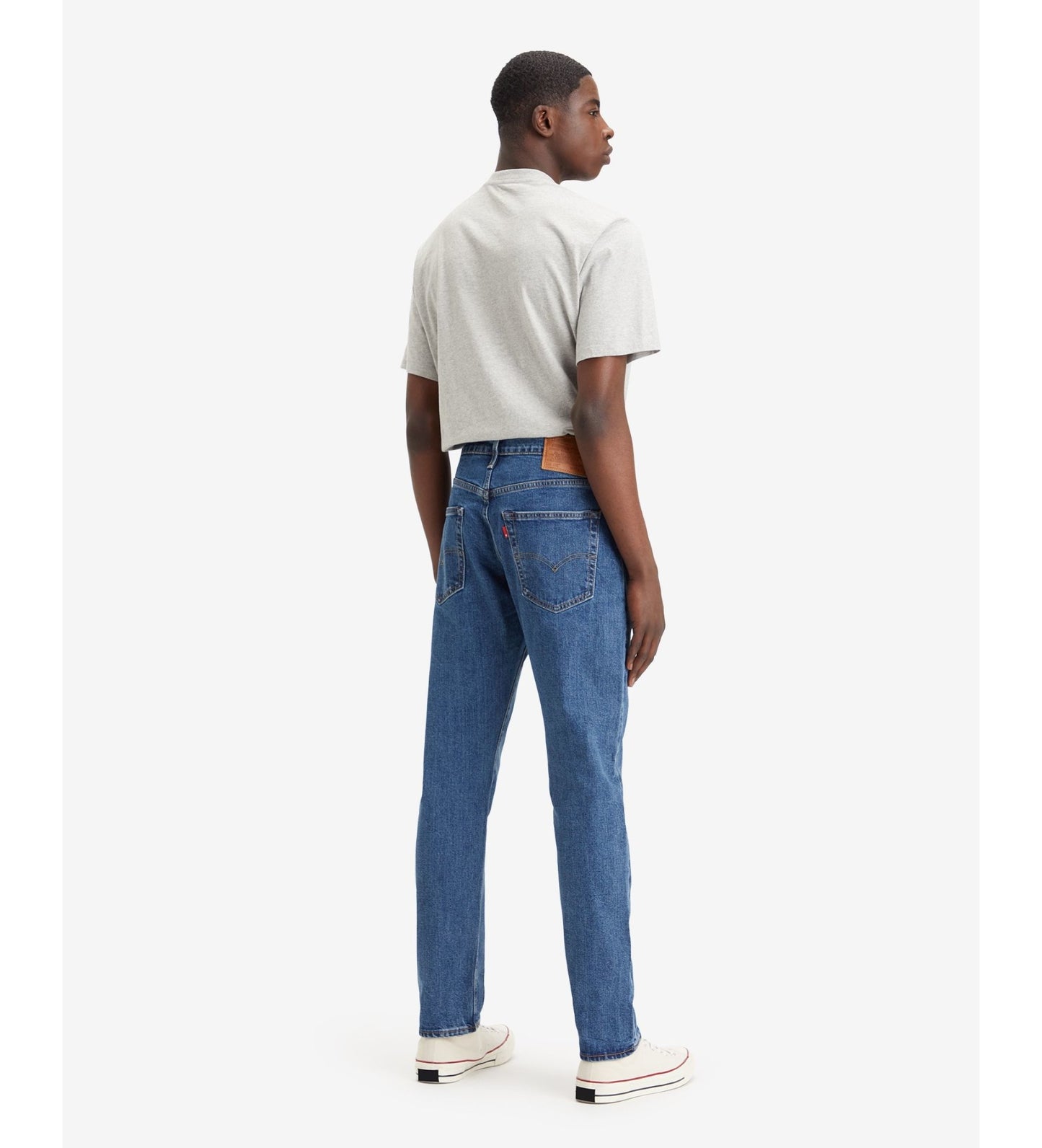 Levi's Men Jeans - 502- Regular-fit tapered-leg
