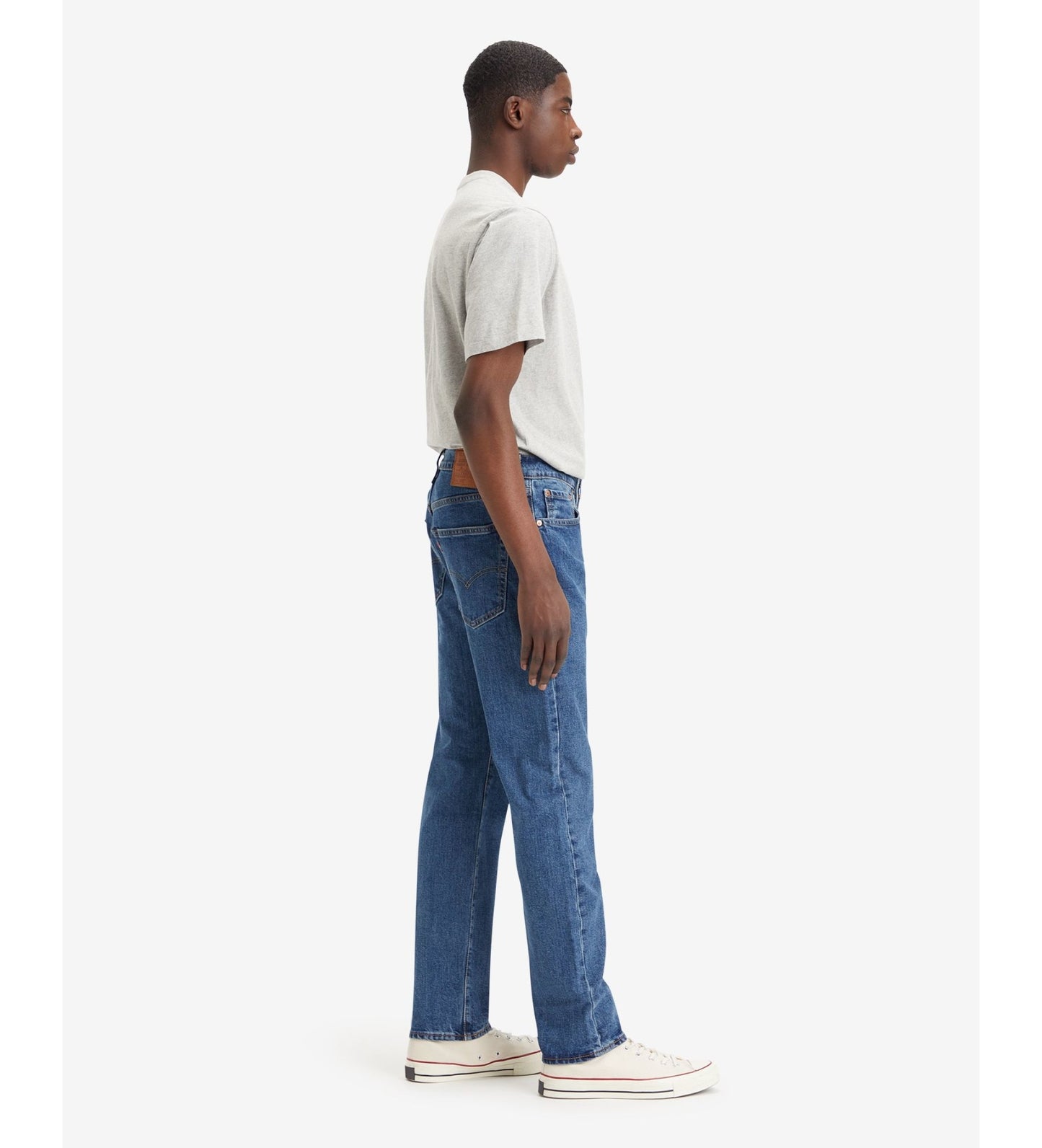 Levi's Men Jeans - 502- Regular-fit tapered-leg